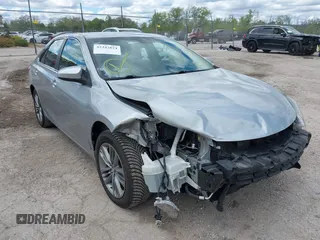2015 Toyota Camry XLE z VIN 4T1BF1FK3FU956947, wystawiony jako IAAI lot #42342824 z przebiegiem 222 565 mil mil oraz . Historia ofert i sprzedaży dostępna na DreamBid. Obrazek 6.