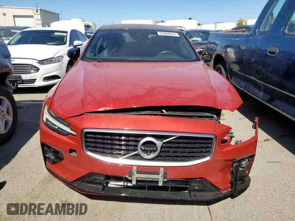 2019 Volvo S60 R-Design with VIN 7JR102FM1KG004368, listed as a Copart auction lot 55969514 with 39,872 mi miles and Salvage Title. Bid and sale history available at carsss.com. Image 5.