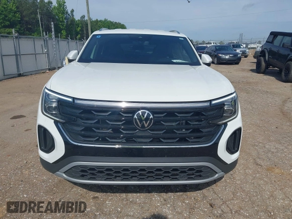 2024 Volkswagen Atlas SE with VIN 1V2DE2CA0RC259827, listed as a IAAI auction lot 42145264 with 10,302 mi miles and . Bid and sale history available at DreamBid. Image 12.