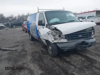 2006 Ford Econoline Cargo with VIN 1FTRE14W26DA03710, listed as a IAAI auction lot 41500746 with 180,095 mi miles. Bid and sale history available at carsss.com. Image 1.