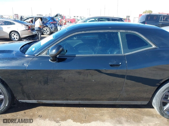 2021 Dodge Challenger SXT with VIN 2C3CDZAGXMH531228, listed as a IAAI auction lot 41473536 with 47,650 mi miles. Bid and sale history available at carsss.com. Image 14.