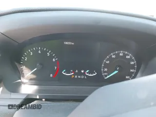 2020 Ford Police Interceptor Utility z VIN 1FM5K8AB0LGD09716, wystawiony jako IAAI lot #42054545 z przebiegiem 106 253 mil mil oraz . Historia ofert i sprzedaży dostępna na DreamBid. Obrazek 7.