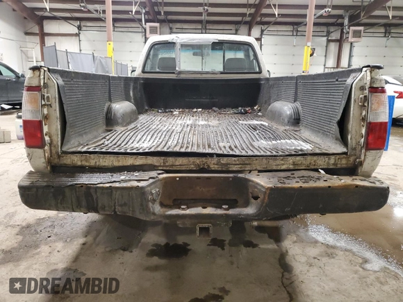 1993 Toyota T100 DX z VIN JT4VD10A0P0013396, wystawiony jako Copart lot #43002405 z przebiegiem 137 000 mil mil oraz Szkoda całkowita • Salvage title. Historia ofert i sprzedaży dostępna na DreamBid. Obrazek 6.