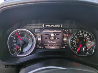 2019 Ram 2500 Laramie with VIN 3C6UR5NL4KG667005, listed as a Copart auction lot 83116044 with 137,862 mi miles and Salvage Title. Bid and sale history available at carsss.com. Image 9.
