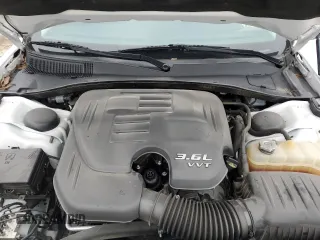 2019 Chrysler 300 Limited with VIN 2C3CCAEG6KH609791, listed as a Copart auction lot 48051065 with 70,013 mi miles and Salvage Title. Bid and sale history available at DreamBid. Image 11.