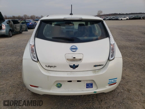 2015 Nissan LEAF SV with VIN 1N4AZ0CPXFC334469, listed as a Copart auction lot 69152122 with 26,547 mi miles. Bid and sale history available at carsss.com. Image 6.