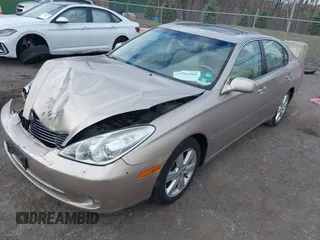 2005 Lexus ES 330 with VIN JTHBA30G255073920, listed as a IAAI auction lot 41886960 with 118,848 mi miles. Bid and sale history available at carsss.com. Image 17.