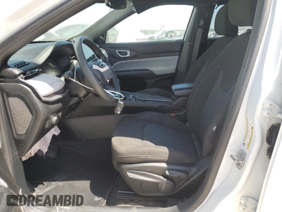 2023 Jeep Compass Sport with VIN 3C4NJDAN7PT547994, listed as a Copart auction lot 52133135 with 35,148 mi miles and Salvage title. Bid and sale history available at DreamBid. Image 7.