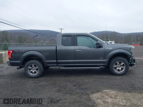 2015 Ford F-150 XLT with VIN 1FTEX1EP3FFC83139, listed as a IAAI auction lot 41956275 with 87,035 mi miles. Bid and sale history available at carsss.com. Image 13.