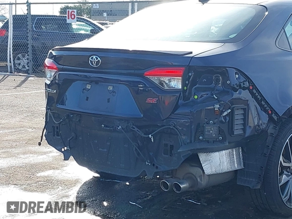 2021 Toyota Corolla SE with VIN 5YFP4MCE5MP082661, listed as a IAAI auction lot 41573579 with 58,418 mi miles and . Bid and sale history available at DreamBid. Image 6.