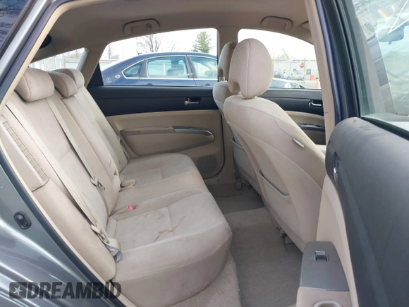 2004 Toyota Prius with VIN JTDKB20U940108513, listed as a IAAI auction lot 41933707 with 216,364 mi miles. Bid and sale history available at carsss.com. Image 8.