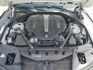 2015 BMW 7 Series 750Li z VIN WBAYE8C52FD781791, wystawiony jako Copart lot #49504935 z przebiegiem 103 171 mil mil oraz Szkoda całkowita • Salvage title. Historia ofert i sprzedaży dostępna na DreamBid. Obrazek 11.