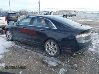 2016 Lincoln MKZ z VIN 3LN6L2JK8GR602793, wystawiony jako IAAI lot #41744058 z przebiegiem 105 234 mil mil oraz . Historia ofert i sprzedaży dostępna na DreamBid. Obrazek 3.