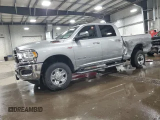 2022 Ram 2500 Big Horn z VIN 3C6UR5DJXNG248029, wystawiony jako Copart lot #52170375 z przebiegiem 54 367 mil mil oraz Szkoda całkowita • Salvage title. Historia ofert i sprzedaży dostępna na DreamBid. Obrazek 1.