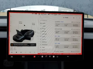 2025 Tesla Model 3 Long Range with VIN 5YJ3E1EA8SF920713, listed as a Copart auction lot 45182445 with 517 mi miles and Salvage title. Bid and sale history available at DreamBid. Image 9.