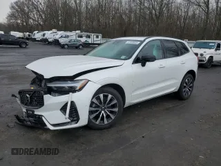 2023 Volvo XC60 Plus Dark Theme with VIN YV4L12RW8P1379988, listed as a Copart auction lot 47009635 with 27,676 mi miles and Salvage Title. Bid and sale history available at carsss.com. Image 1.