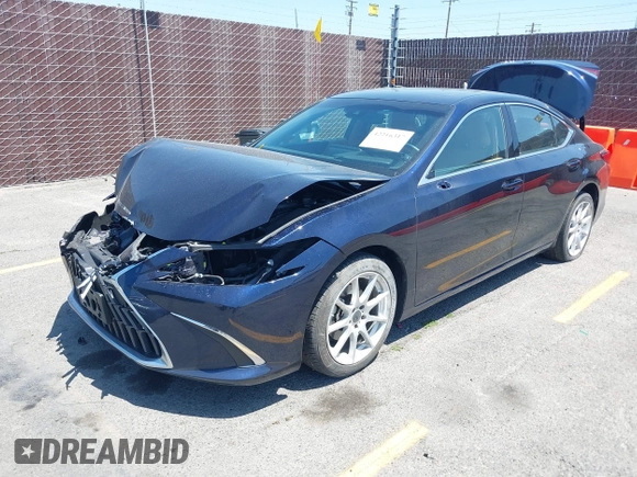 2022 Lexus ES 350 z VIN 58ADZ1B12NU135987, wystawiony jako IAAI lot #42216317 z przebiegiem 55 515 mil mil oraz . Historia ofert i sprzedaży dostępna na DreamBid. Obrazek 17.