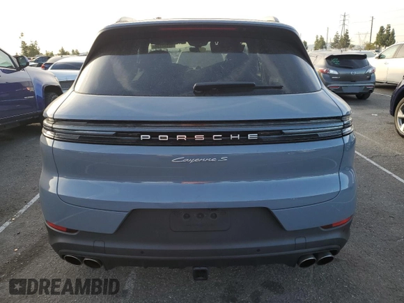 2024 Porsche Cayenne S z VIN WP1AL2AY8RDA34476, wystawiony jako Copart lot #85162734 z przebiegiem 15 203 mil mil oraz Szkoda całkowita • Salvage title. Historia ofert i sprzedaży dostępna na DreamBid. Obrazek 6.