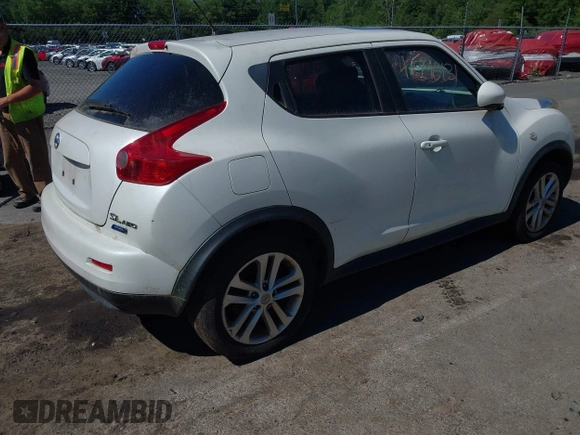 2013 Nissan Juke S with VIN JN8AF5MV5DT228588, listed as a IAAI auction lot 42790131 with 174,133 mi miles and . Bid and sale history available at DreamBid. Image 4.