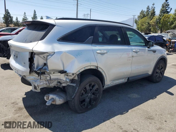 2021 Kia Sorento S with VIN 5XYRLDLC4MG038326, listed as a Copart auction lot 57798925 with 71,163 mi miles and Salvage title. Bid and sale history available at DreamBid. Image 3.