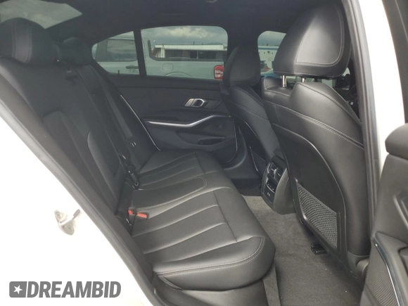 2022 BMW 3 Series 330i with VIN 3MW5R1J08N8C23042, listed as a Copart auction lot 56992485 with 43,693 mi miles and Salvage title. Bid and sale history available at DreamBid. Image 10.