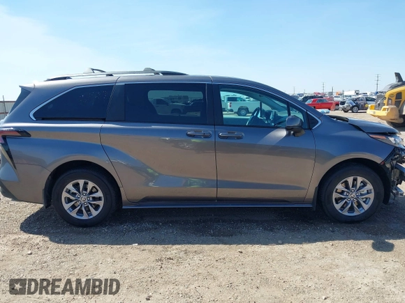 2024 Toyota Sienna LE with VIN 5TDKRKEC2RS215953, listed as a IAAI auction lot 41889509 with 6,375 mi miles. Bid and sale history available at carsss.com. Image 14.