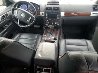 2004 Volkswagen Touareg with VIN WVGCM67L94D006541, listed as a Copart auction lot 50514195 with 132,278 mi miles and Salvage Title. Bid and sale history available at DreamBid. Image 8.