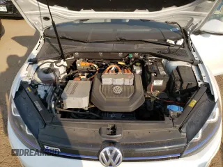2016 Volkswagen Golf SEL Premium z VIN WVWPP7AU7GW912880, wystawiony jako Copart lot #75138314 z przebiegiem 39 146 mil mil oraz Szkoda całkowita • Salvage title. Historia ofert i sprzedaży dostępna na DreamBid. Obrazek 12.