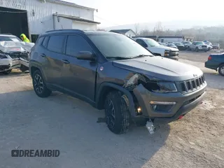 2019 Jeep Compass Trailhawk with VIN 3C4NJDDB9KT622415, listed as a IAAI auction lot 41779314 with 98,930 mi miles and . Bid and sale history available at carsss.com. Image 1.