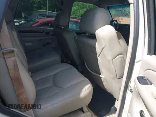 2003 Cadillac Escalade z VIN 1GYEK63N23R120693, wystawiony jako IAAI lot #42259496 z przebiegiem 234 263 mil mil oraz . Historia ofert i sprzedaży dostępna na DreamBid. Obrazek 8.