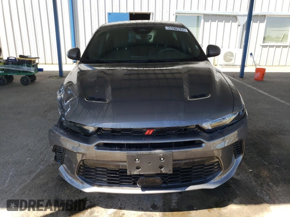2024 Dodge Hornet R/T z VIN ZACPDFCW3R3A30467, wystawiony jako Copart lot #56575535 z przebiegiem 14 861 mil mil oraz Szkoda całkowita • Salvage title. Historia ofert i sprzedaży dostępna na DreamBid. Obrazek 5.