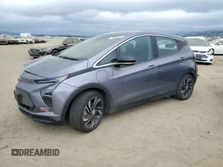 2023 Chevrolet Bolt EV 2LT z VIN 1G1FX6S05P4160473, wystawiony jako Copart lot #50808125 z przebiegiem 13 842 mil mil oraz Szkody całkowita. Historia ofert i sprzedaży dostępna na DreamBid. Obrazek 1.
