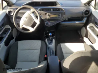 2013 Toyota Prius c One with VIN JTDKDTB34D1542840, listed as a Copart auction lot 87762425 with 0 mi miles and Clean Title. Bid and sale history available at carsss.com. Image 8.