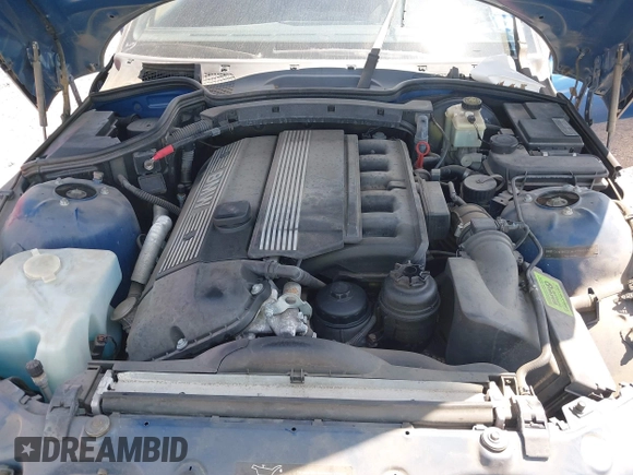 2000 BMW Z3 2.5 with VIN 4USCH9347YLF85613, listed as a IAAI auction lot 42194616 with 89,861 mi miles and . Bid and sale history available at DreamBid. Image 10.