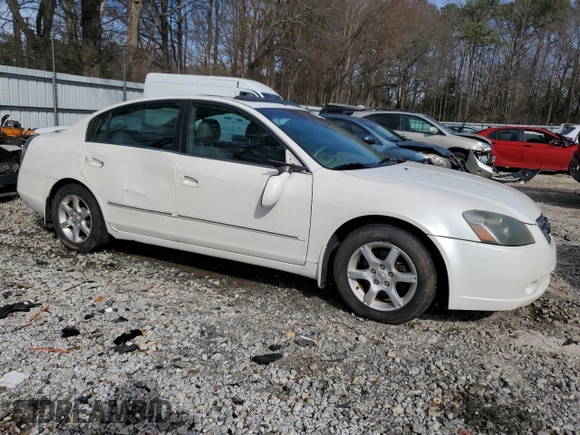 2005 Nissan Altima 2.5 with VIN 1N4AL11D95C195532, listed as a Copart auction lot 45563285 with 219,613 mi miles and Salvage Title. Bid and sale history available at carsss.com. Image 4.