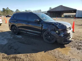 2022 Volkswagen Tiguan SE R-Line Black with VIN 3VVCB7AX1NM001398, listed as a Copart auction lot 47394905 with 48,121 mi miles and Salvage Title. Bid and sale history available at carsss.com. Image 4.