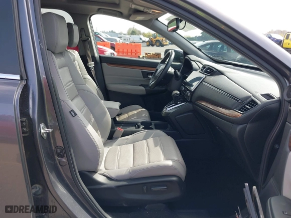 2017 Honda CR-V Touring with VIN 2HKRW2H95HH646184, listed as a IAAI auction lot 41906341 with 58,529 mi miles. Bid and sale history available at carsss.com. Image 5.