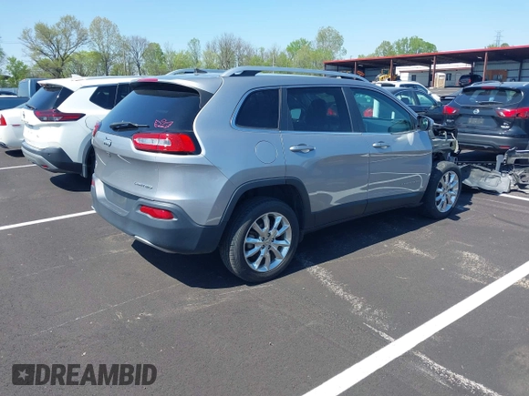 2017 Jeep Cherokee Limited with VIN 1C4PJLDB4HW517979, listed as a IAAI auction lot 41988609 with 116,500 mi miles. Bid and sale history available at carsss.com. Image 4.