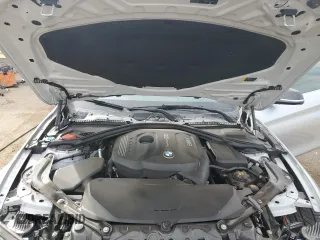 2018 BMW 4 Series 430i z VIN WBA4Z1C59JEC59109, wystawiony jako Copart lot #44590835 z przebiegiem 47 507 mil mil oraz Szkoda całkowita • Salvage title. Historia ofert i sprzedaży dostępna na DreamBid. Obrazek 11.