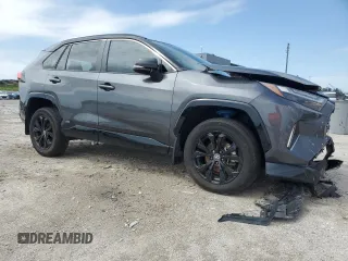 2024 Toyota RAV4 Hybrid XSE with VIN 2T3E6RFV4RW047617, listed as a Copart auction lot 49290335 with 24,190 mi miles and Salvage Title. Bid and sale history available at carsss.com. Image 4.