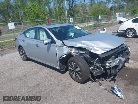 2022 Nissan Altima 2.5 SV with VIN 1N4BL4DV7NN377342, listed as a IAAI auction lot 41915275 with 44,739 mi miles. Bid and sale history available at carsss.com. Image 1.