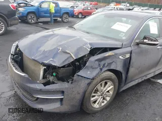 2017 Kia Optima LX с VIN 5XXGT4L34HG176823, выставлен на аукционе IAAI как лот 41102326 с пробегом 132 483 миль миль и . История ставок и продаж доступна на DreamBid. Изображение 6.