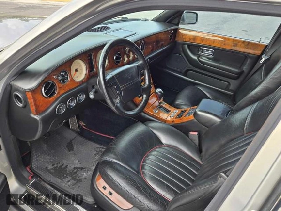 2001 Bentley Arnage with VIN SCBLC31E91CX06337, listed as a Copart auction lot 44067475 with 51,938 mi miles and Clean Title. Bid and sale history available at DreamBid. Image 9.