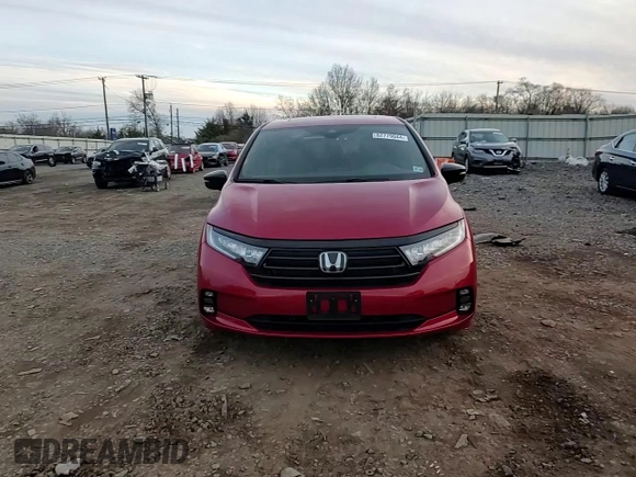 2024 Honda Odyssey Sport with VIN 5FNRL6H74RB070621, listed as a Copart auction lot 82779044 with 1,025 mi miles and Salvage Title. Bid and sale history available at DreamBid. Image 12.