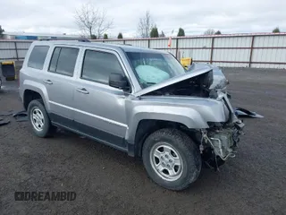 2016 Jeep Patriot Sport with VIN 1C4NJRBB6GD556435, listed as a IAAI auction lot 41949935 with 145,352 mi miles and . Bid and sale history available at carsss.com. Image 1.