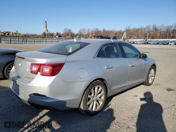 2016 Chevrolet Malibu Limited LTZ with VIN 1G11E5SAXGF103614, listed as a Copart auction lot 81082074 with 317,285 mi miles and Clean Title. Bid and sale history available at carsss.com. Image 3.