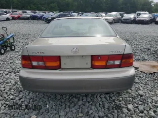 1998 Lexus ES 300 with VIN JT8BF28G4W5021187, listed as a Copart auction lot 60317445 with 258,403 mi miles and Salvage title. Bid and sale history available at DreamBid. Image 6.
