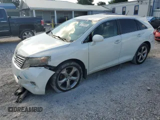 2010 Toyota Venza with VIN 4T3ZK3BB0AU023244, listed as a Copart auction lot 61798385 with 212,201 mi miles and Salvage title. Bid and sale history available at DreamBid. Image 1.
