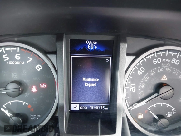 2018 Toyota Tacoma SR5 with VIN 3TMAZ5CN0JM053861, listed as a IAAI auction lot 41920377 with 104,015 mi miles and . Bid and sale history available at DreamBid. Image 7.