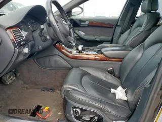 2011 Audi A8 z VIN WAURVAFD2BN005986, wystawiony jako Copart lot #57610145 z przebiegiem Nie podano mil oraz Tytuł czysty. Historia ofert i sprzedaży dostępna na DreamBid. Obrazek 7.